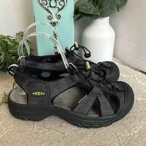 Keens Newport H2 Waterproof Outdoor Activities Sandals! Size 7